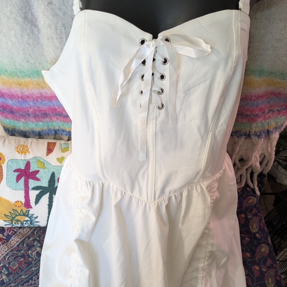 White Lace-Up Strapless Dress